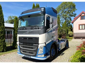 Тягач VOLVO FH