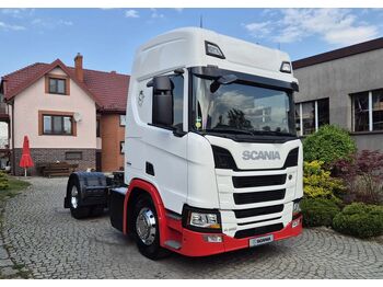 Тягач Scania R450: фото 3