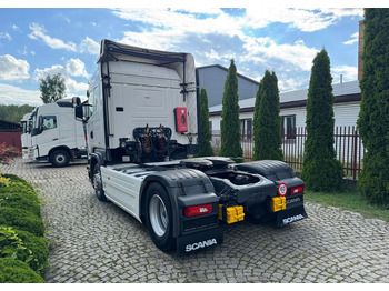 Тягач Scania R450: фото 4