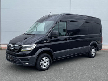 Легковой автомобиль