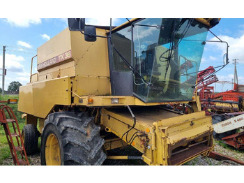 Зерноуборочный комбайн NEW HOLLAND TX36