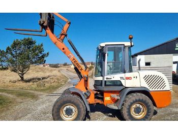 Колёсный погрузчик TEREX