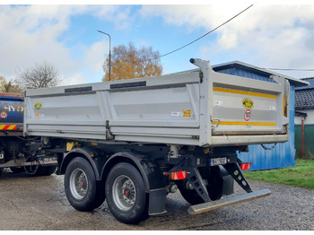 Самосвальный прицеп MEILLER