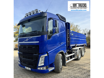 Самосвал VOLVO