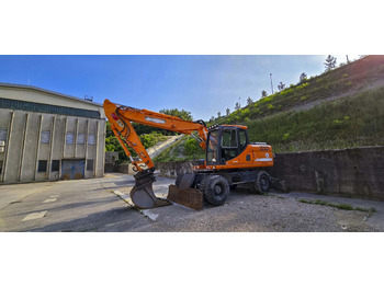 Колёсный экскаватор DOOSAN DX160W