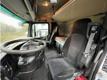 Грузовик с закрытым кузовом MERCEDES-BENZ ACTROS 963-0-A Box truck with tail lift: фото 5 Грузовик с закрытым кузовом MERCEDES-BENZ ACTROS 963-0-A Box truck with tail lift: фото 5