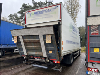 Грузовик с закрытым кузовом MERCEDES-BENZ ACTROS 963-0-A Box truck with tail lift: фото 3 Грузовик с закрытым кузовом MERCEDES-BENZ ACTROS 963-0-A Box truck with tail lift: фото 3