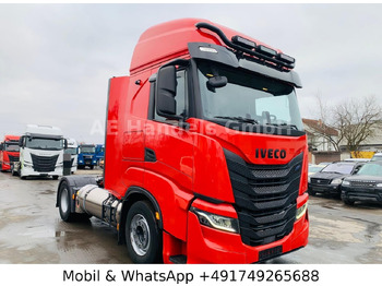 Тягач IVECO S-WAY
