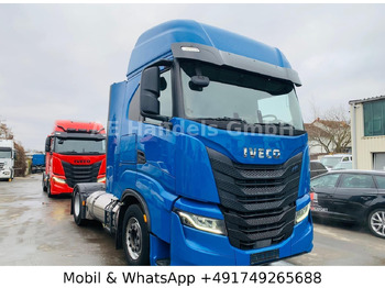 Тягач IVECO S-WAY