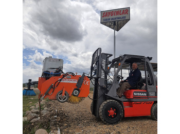 Новый Щетка для Вилочных погрузчиков SAYGINLAR FORKLIFT MOUNTED ROAD SWEEPER: фото 3