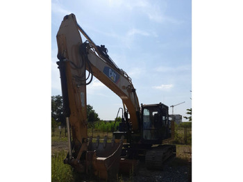 Гусеничный экскаватор CATERPILLAR 320EL