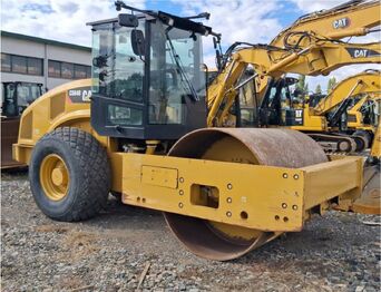 Компактор CATERPILLAR CS64B