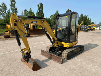 Гусеничный экскаватор CATERPILLAR 302.7DCR