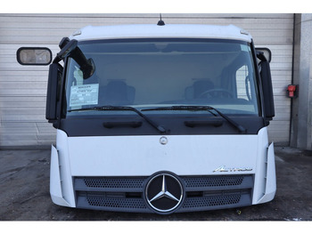 Кабина и интерьер MERCEDES-BENZ Arocs