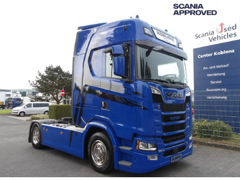 Тягач SCANIA S 520
