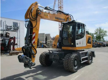 Колёсный экскаватор LIEBHERR A 916