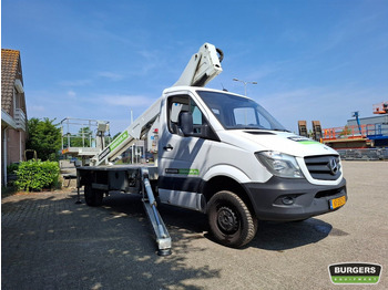 Грузовик с подъемником Mercedes-Benz Sprinter CMC PLA 210: фото 2