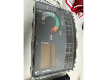 Приборная панель CLAAS