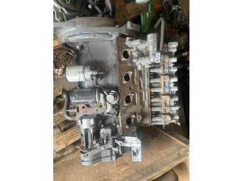 Двигатель и запчасти для Сельскохозяйственной техники Deutz BF4L1011 blok wał głowica 04178912: фото 4