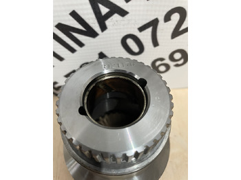 Сцепление и запчасти для Сельскохозяйственной техники John Deere 6300 6100 6200 6400 - wał sprzęgła RE61245: фото 2