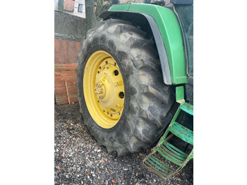 Колесо JOHN DEERE