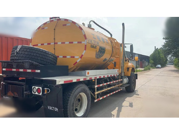 Грузовик-цистерна 2017 INTERNATIONAL WORKSTAR 7600: фото 3