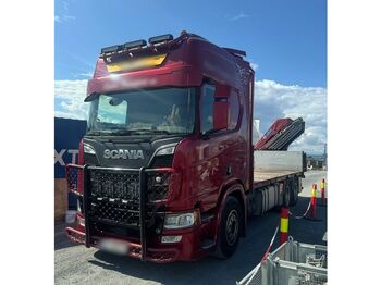 Грузовик бортовой/ Платформа SCANIA R 650