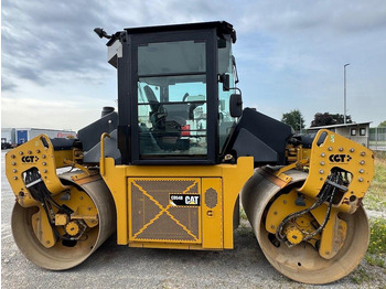 Дорожный каток Caterpillar CD54B: фото 5 Дорожный каток Caterpillar CD54B: фото 5