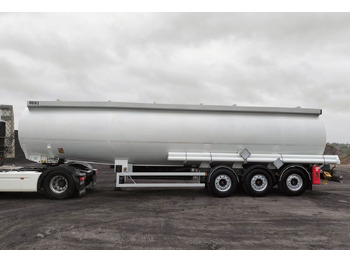 Полуприцеп-цистерна для транспортировки топлива Magyar: фото 2 Полуприцеп-цистерна для транспортировки топлива Magyar: фото 2