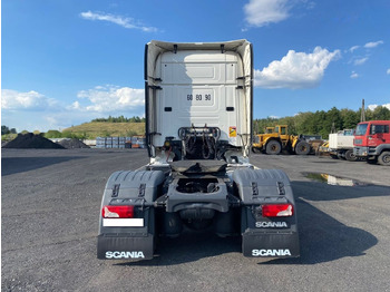 Тягач Scania R490: фото 4