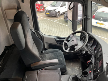 Грузовик с закрытым кузовом Mercedes-Benz Antos 1824 / 729 dkm / Box 8.3 mtr / Loadlift: фото 3