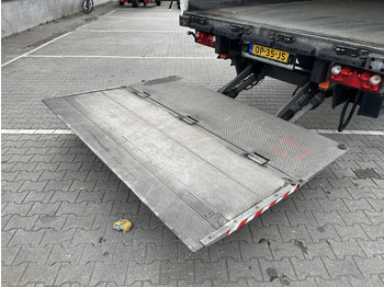 Полуприцеп-фургон Schmitz Cargobull SCB S2 / Box Trailer / 2 axle / Loadlift / APK TUV 04-26: фото 5