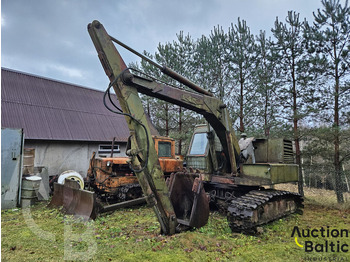 Гусеничный экскаватор