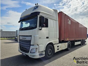 Тягач DAF XF 460