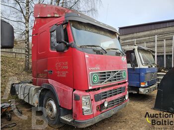 Тягач VOLVO FH12