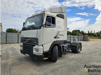 Тягач VOLVO FH12