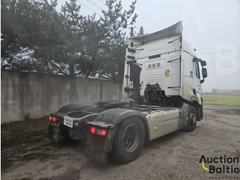 Тягач Renault: фото 3 Тягач Renault: фото 3