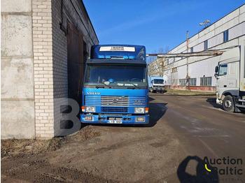 Грузовик бортовой/ Платформа VOLVO FL10