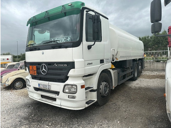Грузовик-цистерна MERCEDES-BENZ Actros 2641: фото 2