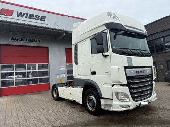Тягач DAF XF 530