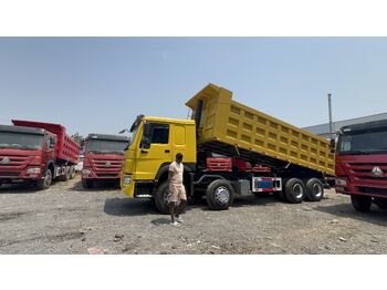 Самосвал SINOTRUK HOWO