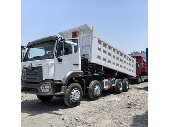 Самосвал SINOTRUK HOWO