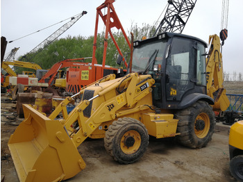 Экскаватор-погрузчик JCB 3CX