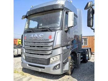 Тягач JAC