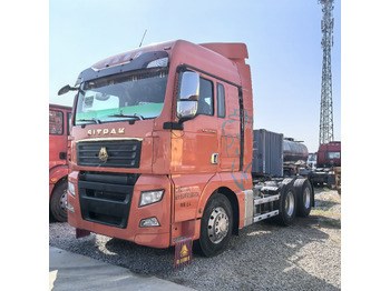 Тягач SINOTRUK
