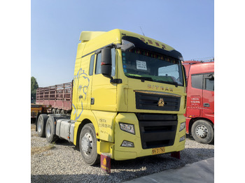 Тягач SINOTRUK