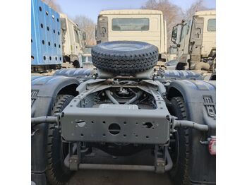 Тягач HOWO NX430: фото 4