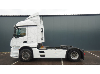 Тягач MERCEDES-BENZ Actros 1936