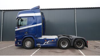 Тягач SCANIA R 520