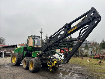 Харвестер John Deere 1170 E: фото 2 Харвестер John Deere 1170 E: фото 2